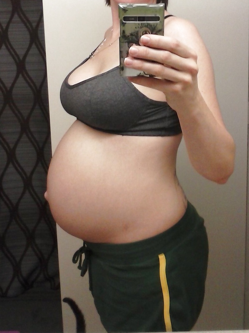 Pregnant Wife #25250636