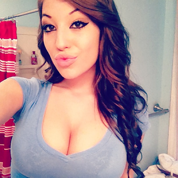 Hey, por aquí
 #39121796