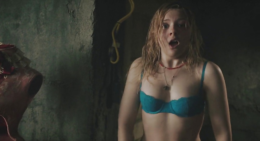 Abigail Breslin #33991475