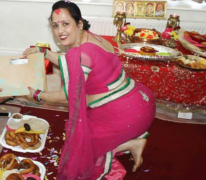 Mamma nepalese signora bhandari ha un bel culo da sbattere
 #40020403