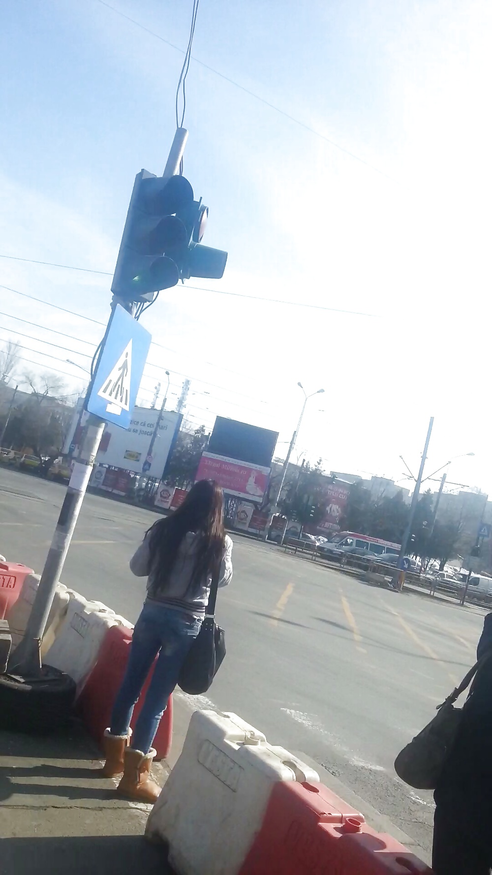 セクシーなティーンズ・ロマニアン
 #25434446