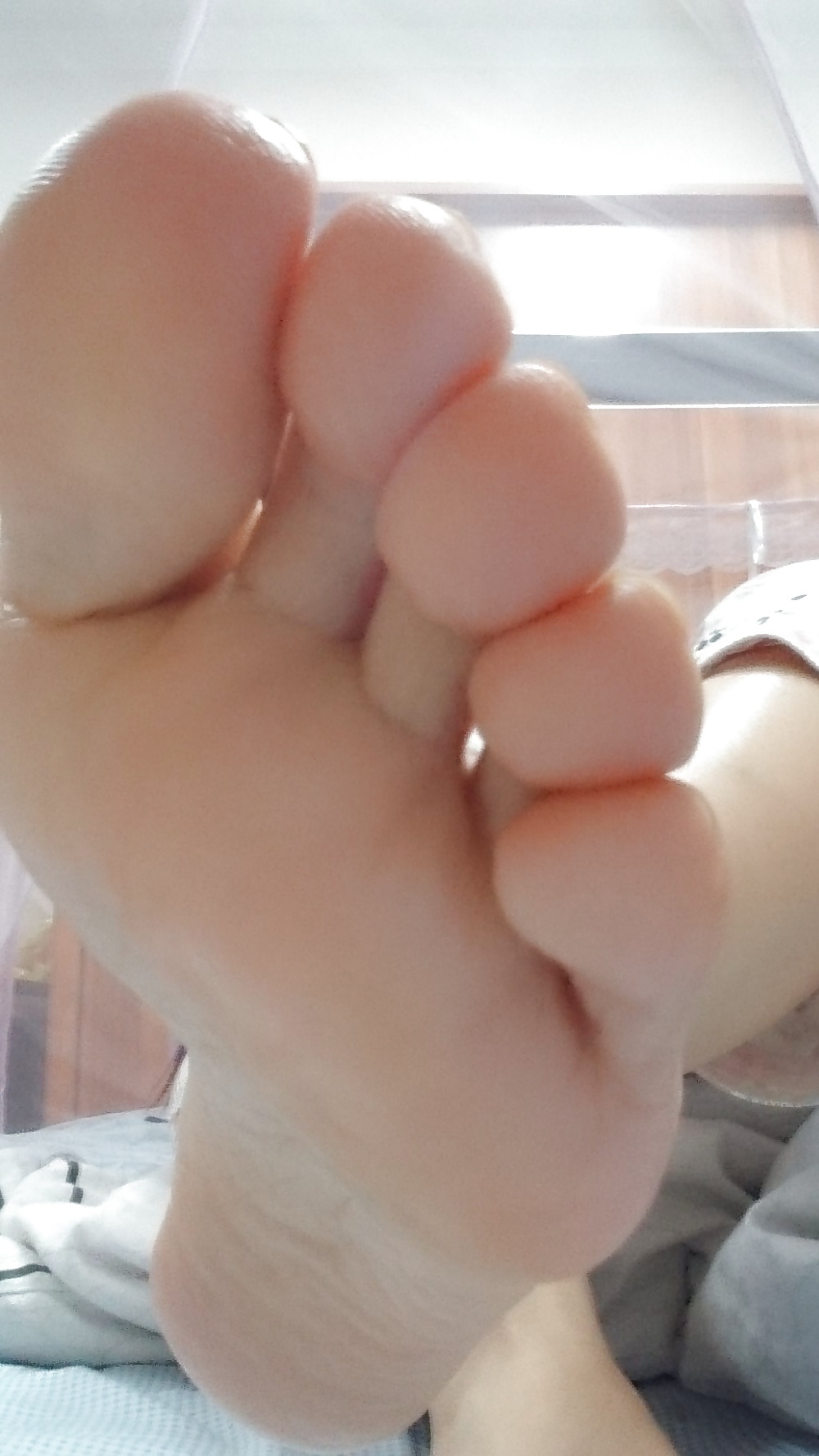 Sexy Asiatische Füße #40358498