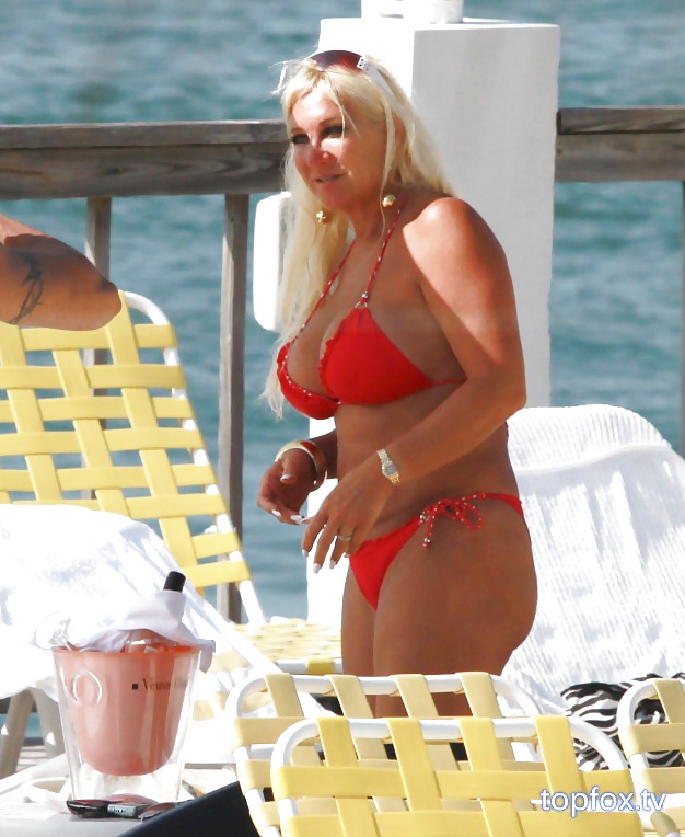 Linda hogan
 #37818370