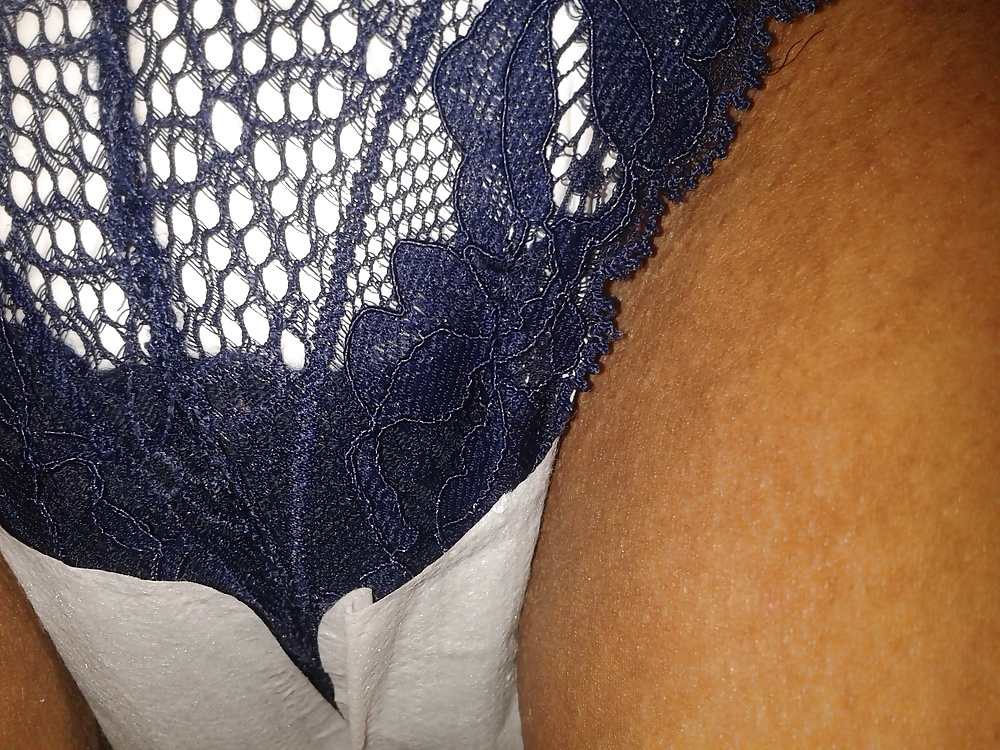 Mias en calzones
 #31154694