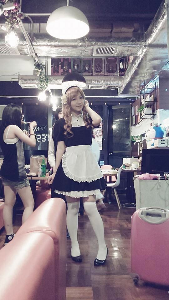 かわいい香港の10代のコスプレイヤーの自撮り
 #31461630