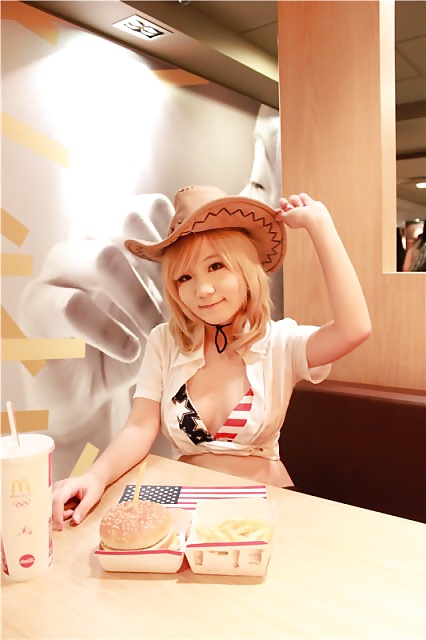 Cute Hong Kong Teenage Cosplayer Selfie #31461754