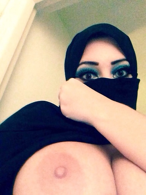 Árabe amateur musulmán beurette hijab bnat gran culo vol.22
 #29781461
