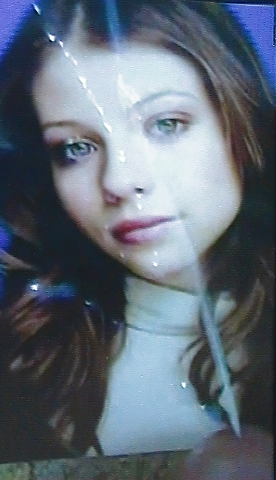 Cumon on Face michelle trahtenberg
 #39644152