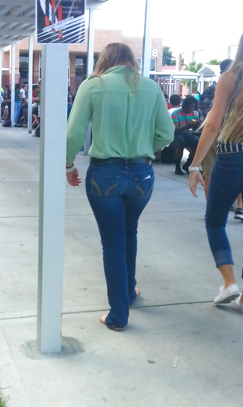 Teen Queens in Tight Jeans #23906371