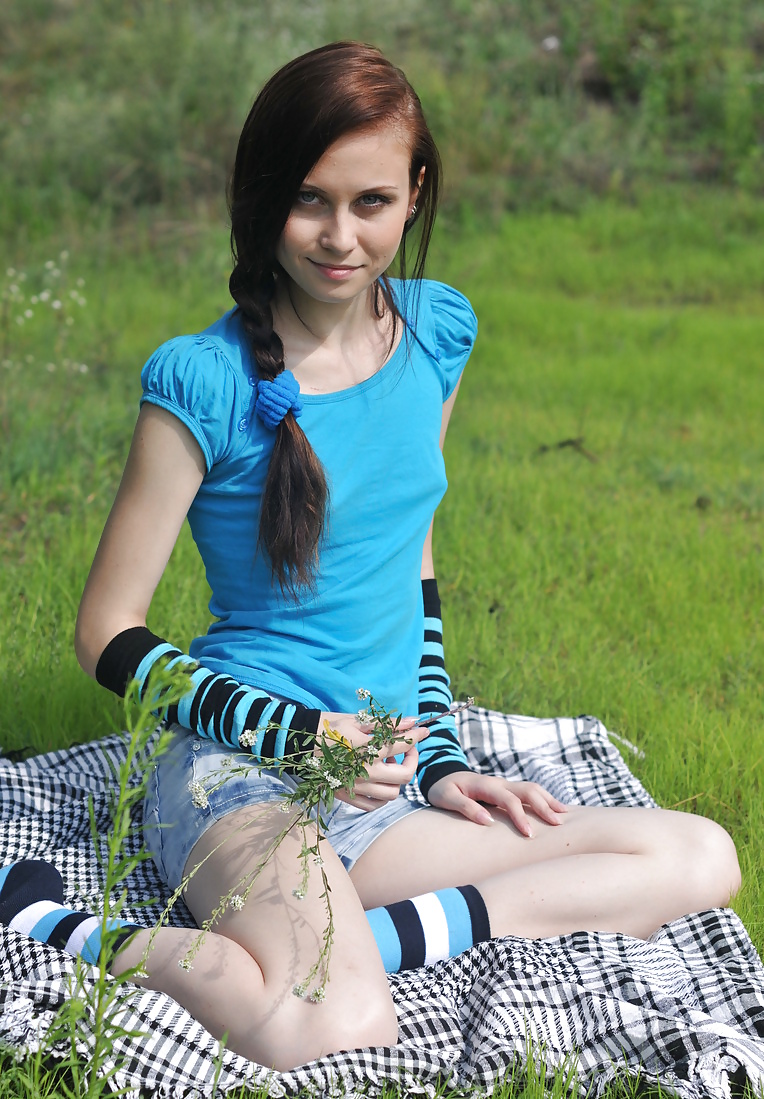 Teenie 607 #25632555