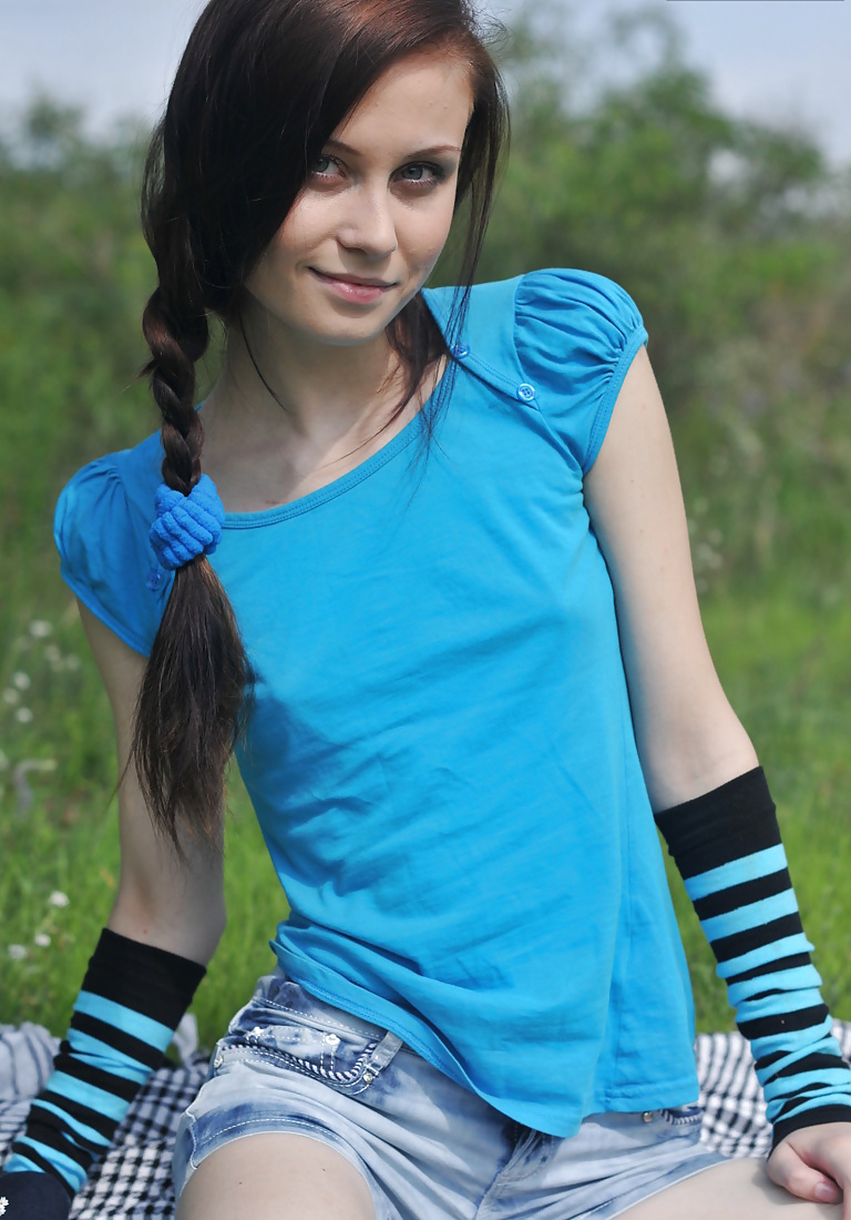 Teenie 607 #25632562