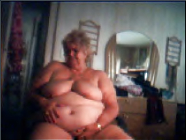 Webcam granny 3 #30947070