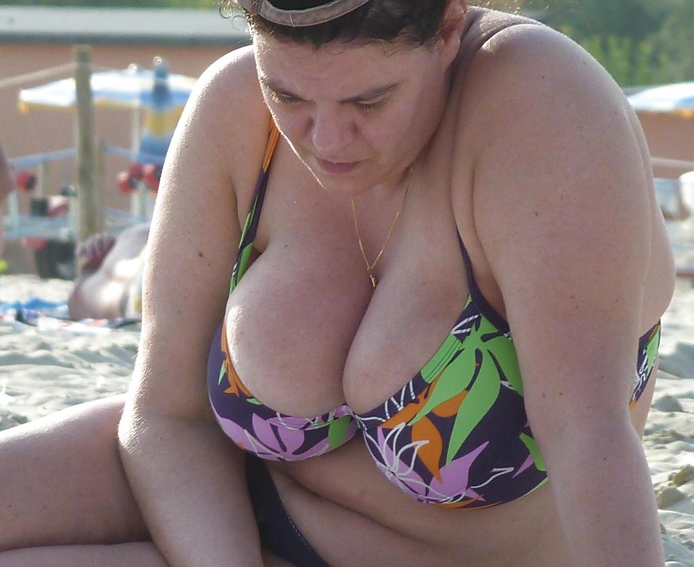 Chubby amateur in swimsuit #36045189