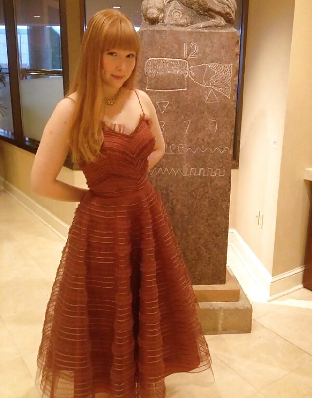 Molly Quinn 6 #28389136