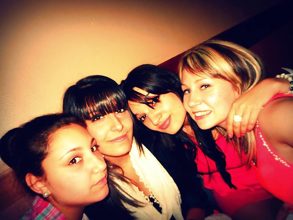 Jeune coquine
 #31978071