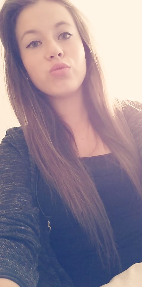 Jeune coquine
 #31978072