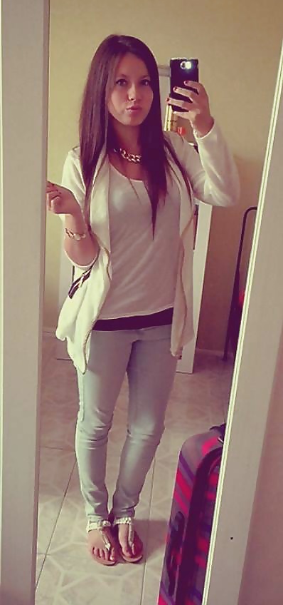 Jeune coquine
 #31978075