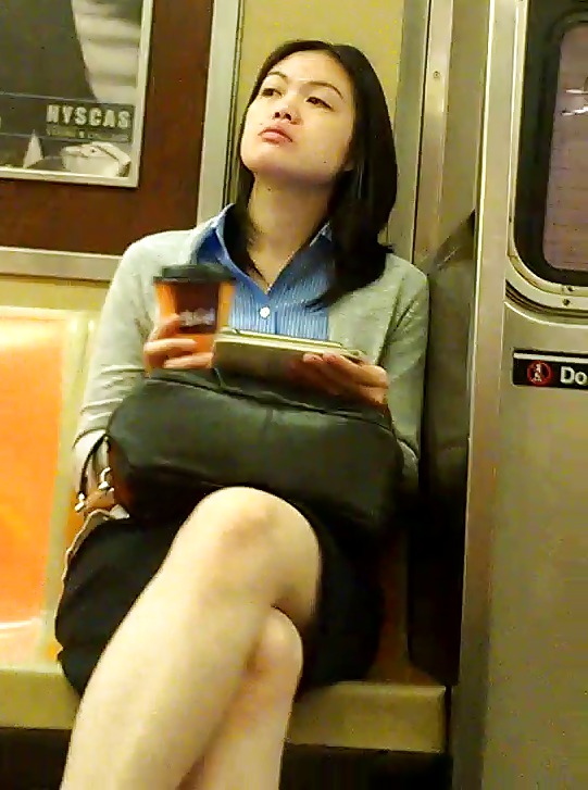 Neue U-Bahn-Mädchen Asiatisches Mädchen Deja-vu #37063112