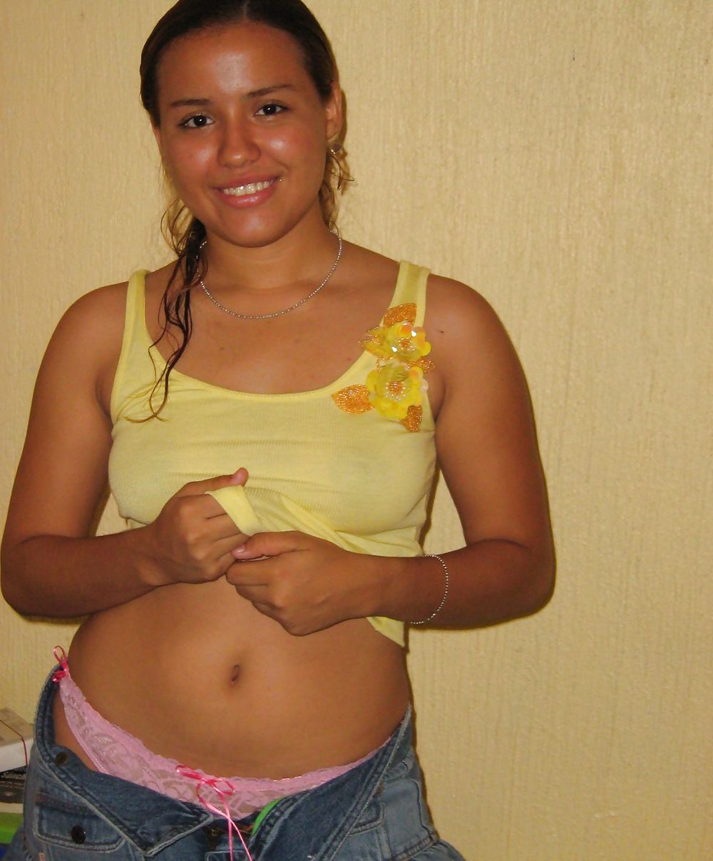 Curvy jeune Latina #35986948