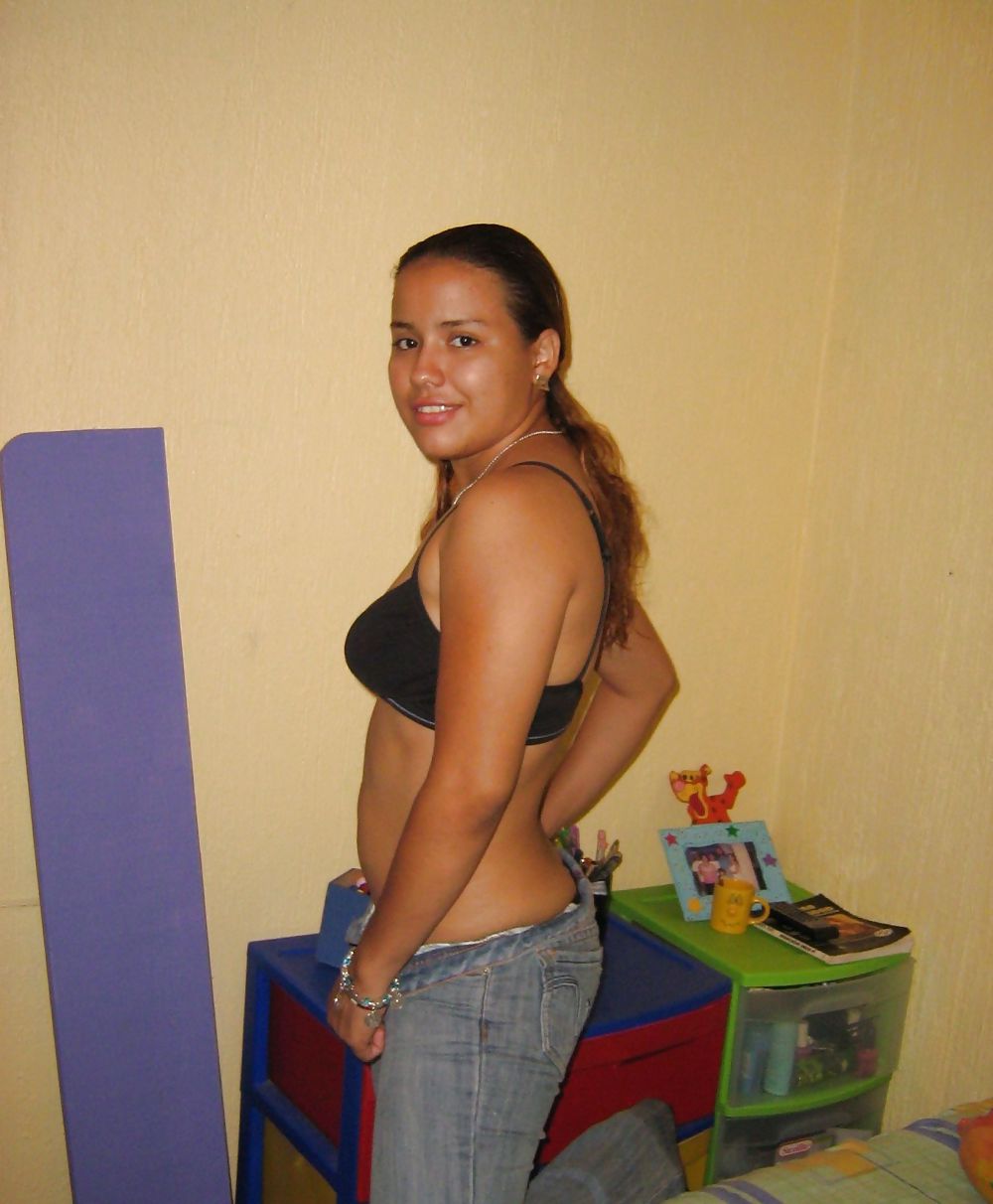 Kurvige Latina Teenager #35987044