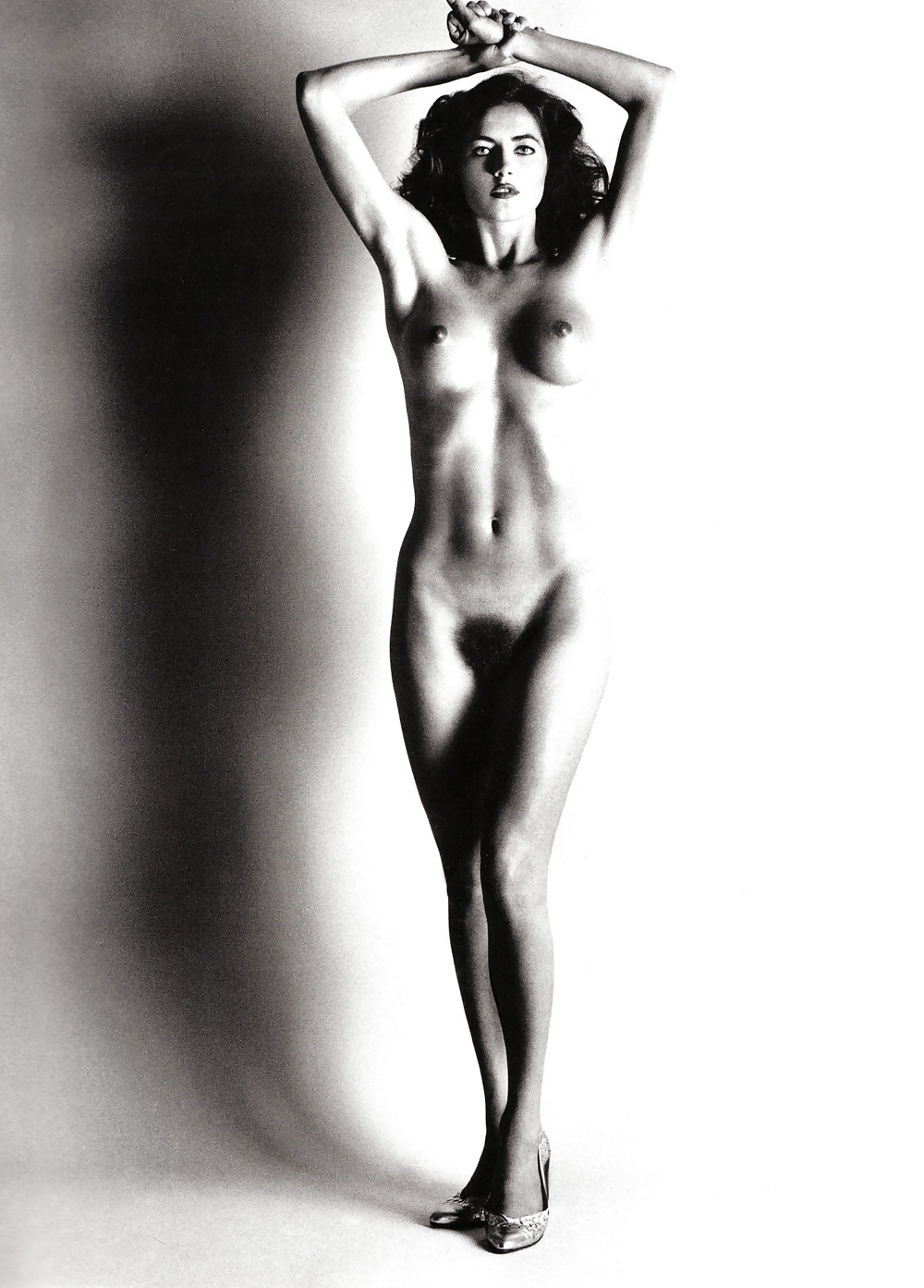B n w moda desnuda
 #23590873
