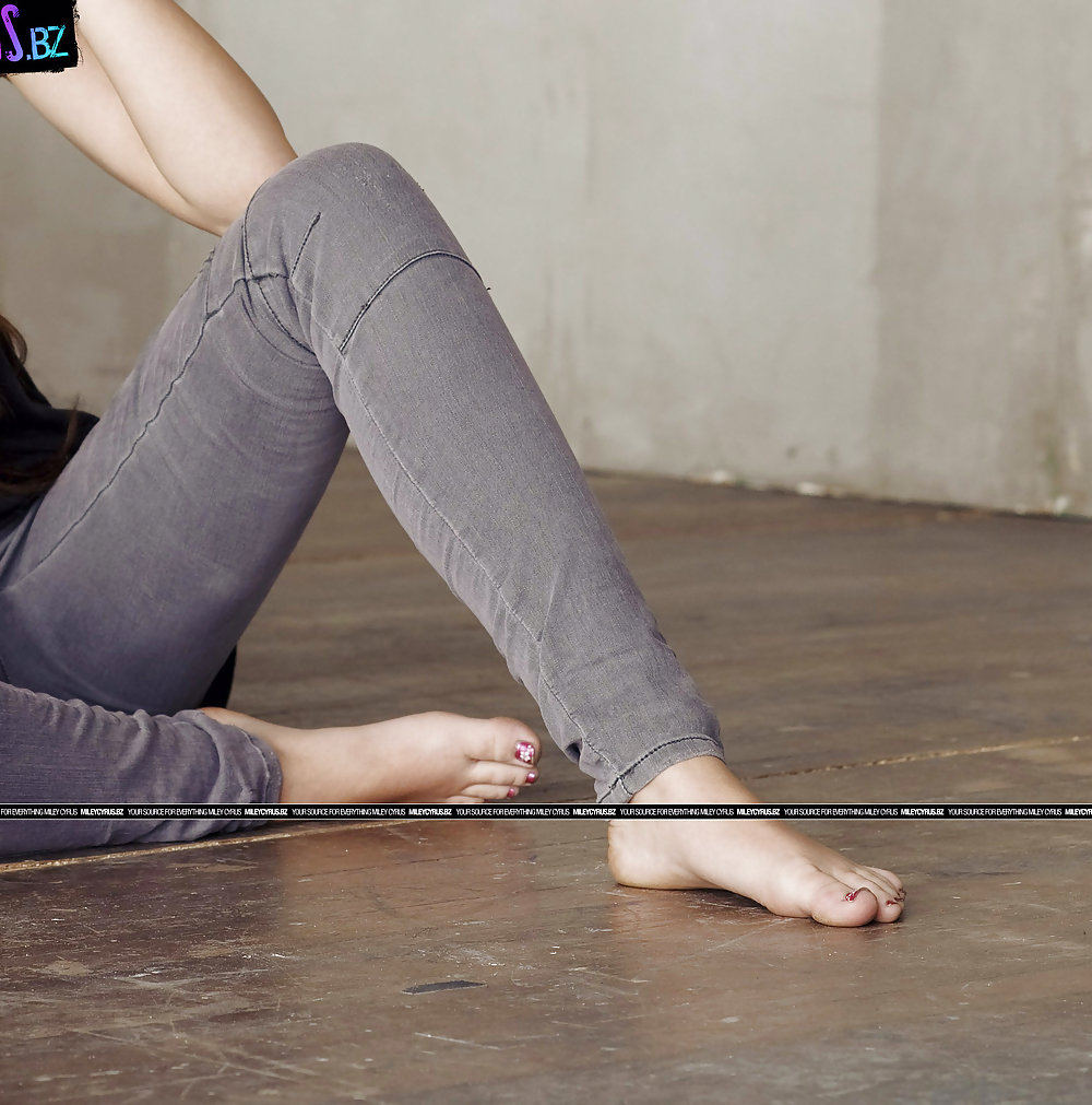 Berühmtheit Fuß (Miley Cyrus) #37368636