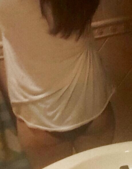 Stripping Online #23793404