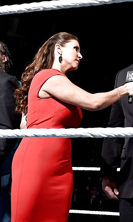 Stephanie McMahon #32120367