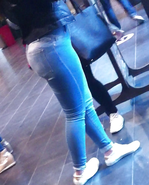 Candid teenager enorme culo di jeans, assfuck
 #34564155