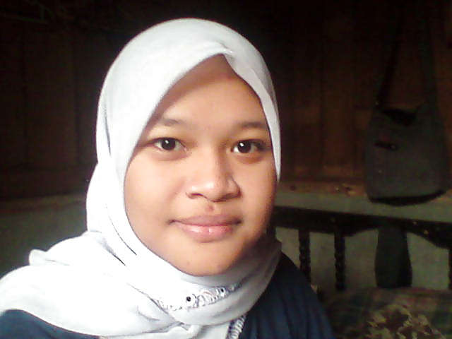Tudung muar
 #28506649