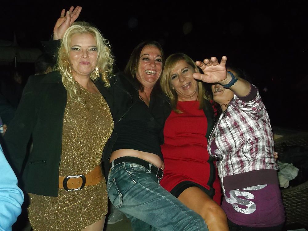 Luisa matura & troie mature del partito
 #29833250