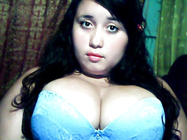 Más tetonas 
 #25441179