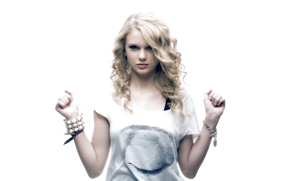 Taylor swift
 #27493429