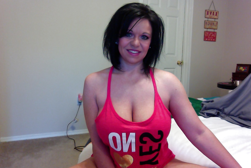 Hotwifekrissy
 #35508925