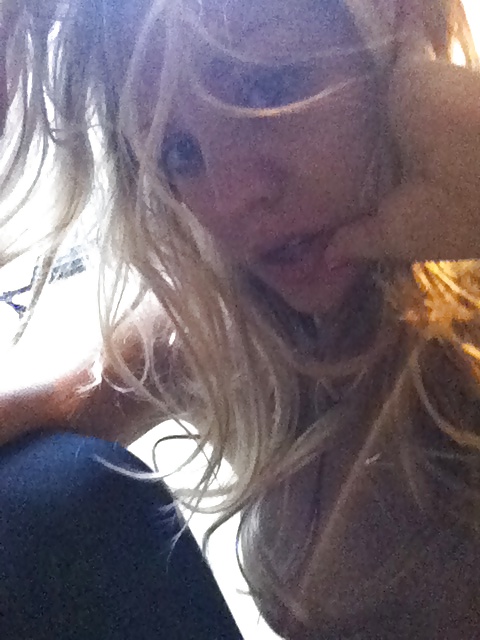Nude selfies Kaley Cuoco - Penny Big Bang Theory #31599277