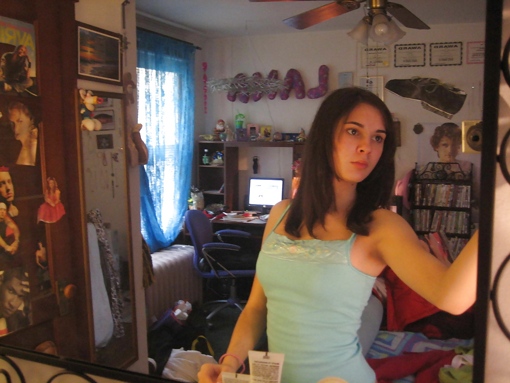 Ex-Girlfriend Brunette Cutie 