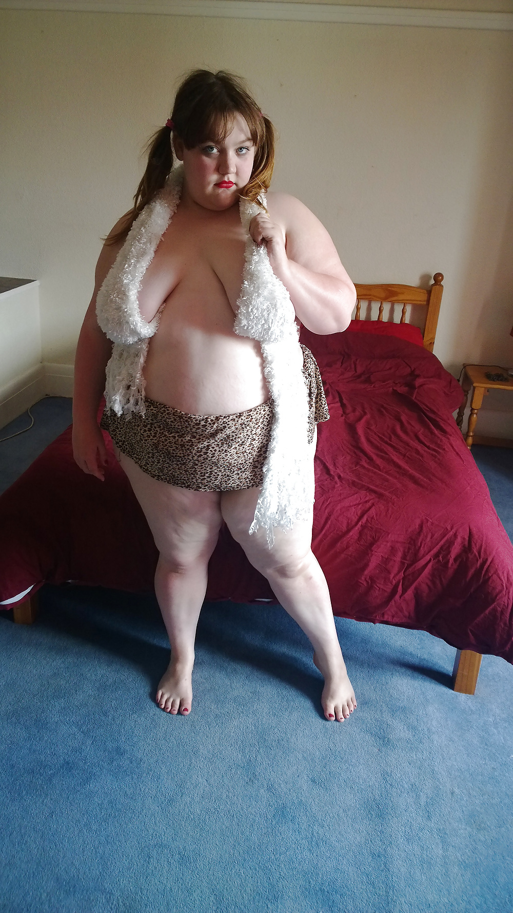 Tim Tess 27B Hairy BBW gets ready for bed #27760094