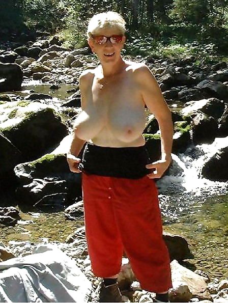 Maduras y abuelitas 15.
 #35619159