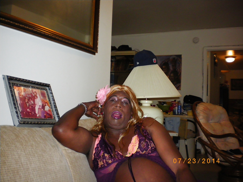 DRESSED UP #27904933