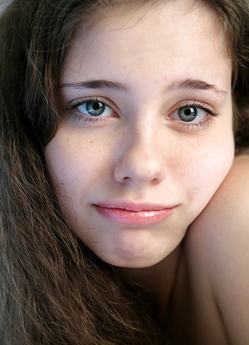 いくつかの顔
 #40977674