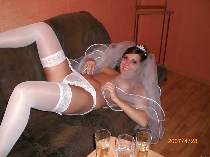 Who is this perfect bride ? #30173747