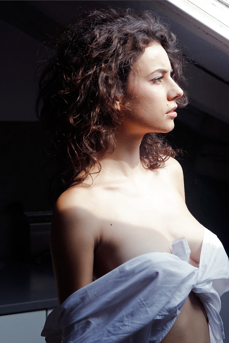 Heiße Mädchen In Der Küche #32311982