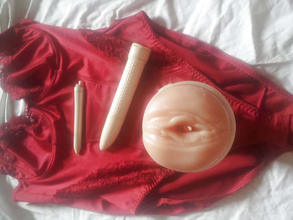 Mom S Lingerie De Ma Mere #25134878