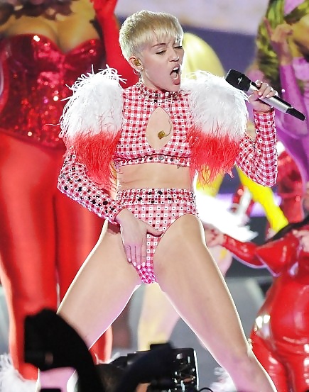 Tease Tease #31250126