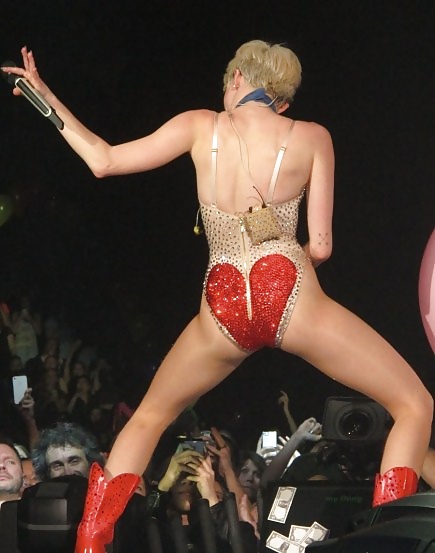 Tease Tease #31250127