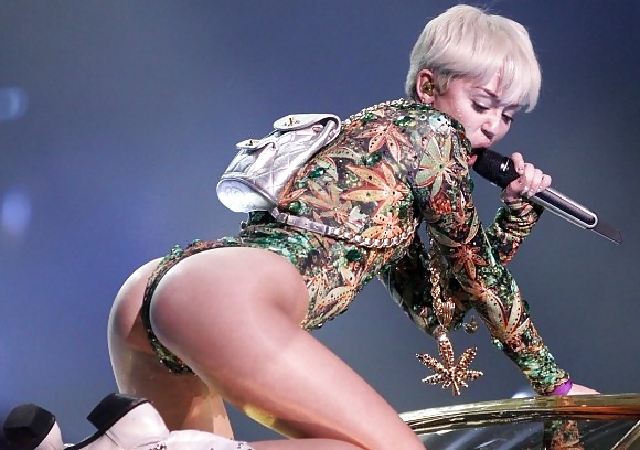 Tease Tease #31250139