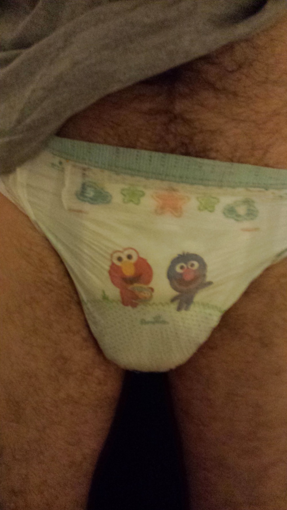 Me in pampers size 6 and 5!