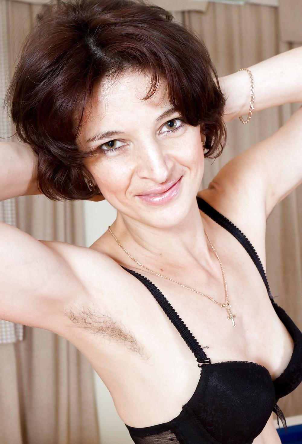 Girls with hairy, unshaven armpits Mb #36621379