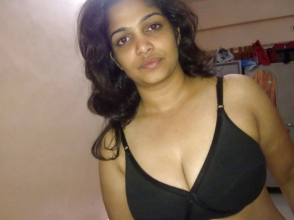 Sexy Indian Aunty #26002477