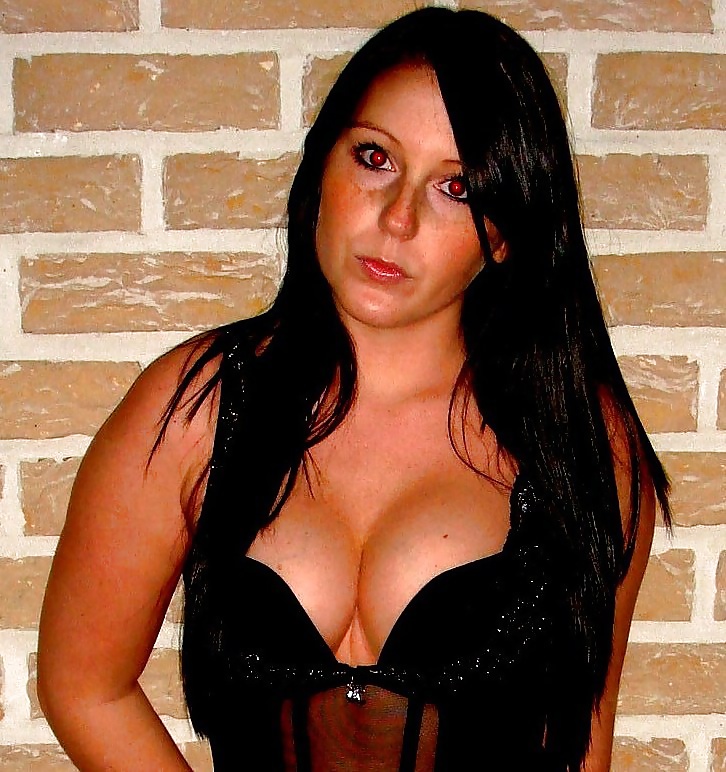 Repost Gallery for bstyslave #30513723